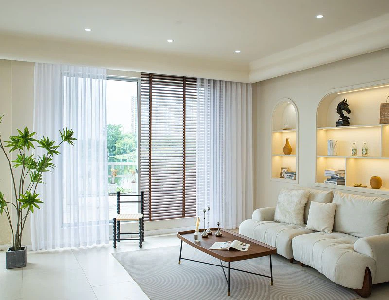 Kwa twal finn fenèt solid